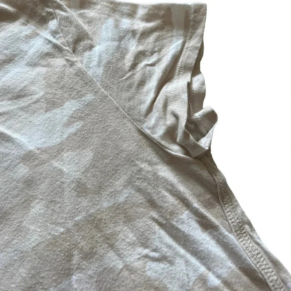 Athleta Beige Camo Athletic Tee S - Picture 2 of 4